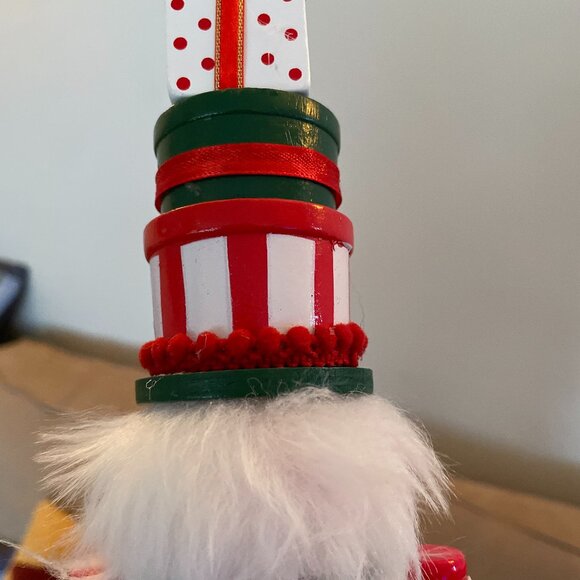 Christmas Limited Wooden Painted Nutcracker Soldier by Sleigh Hill. Holiday Home - Picture 14 of 16